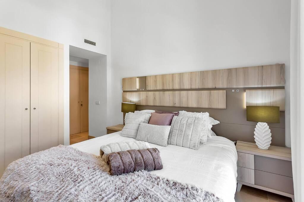Yolo Spaces - Sotogrande Sea View Penthouse サン・ロケ エクステリア 写真