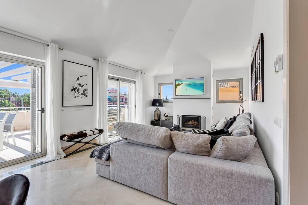 Yolo Spaces - Sotogrande Sea View Penthouse サン・ロケ エクステリア 写真