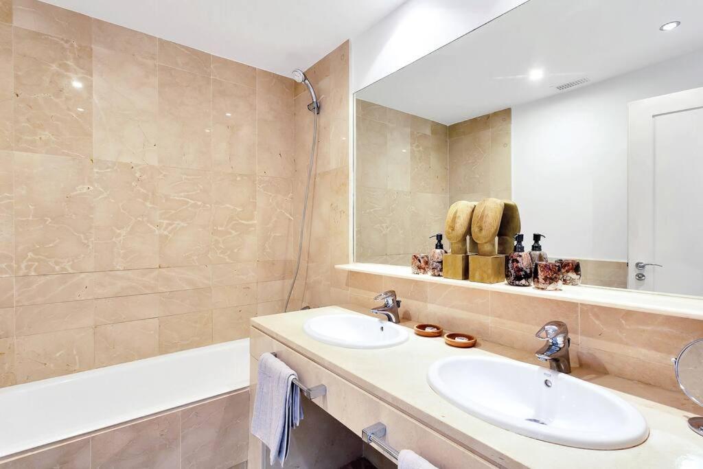 Yolo Spaces - Sotogrande Sea View Penthouse サン・ロケ エクステリア 写真