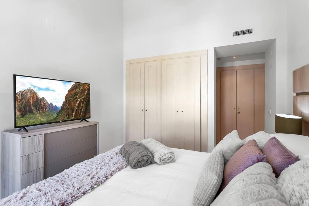 Yolo Spaces - Sotogrande Sea View Penthouse サン・ロケ エクステリア 写真