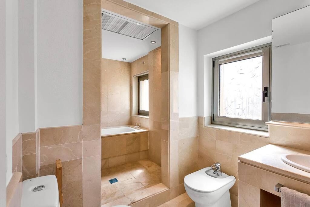 Yolo Spaces - Sotogrande Sea View Penthouse サン・ロケ エクステリア 写真
