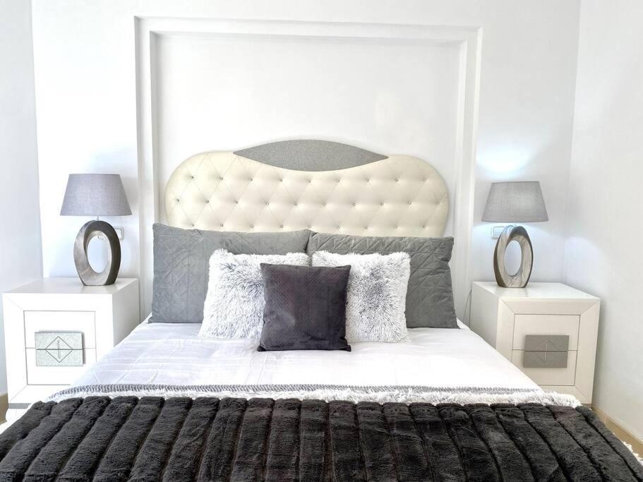 Yolo Spaces - Sotogrande Sea View Penthouse サン・ロケ エクステリア 写真