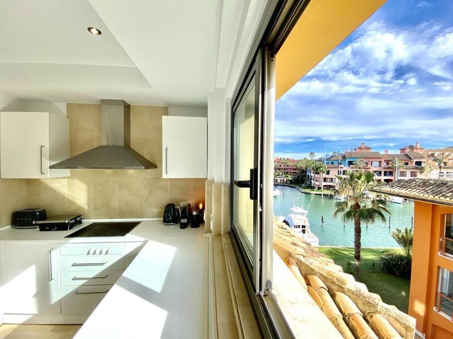Yolo Spaces - Sotogrande Sea View Penthouse サン・ロケ エクステリア 写真