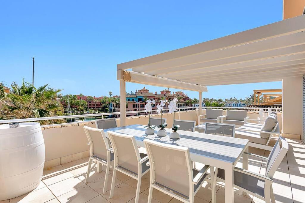 Yolo Spaces - Sotogrande Sea View Penthouse サン・ロケ エクステリア 写真